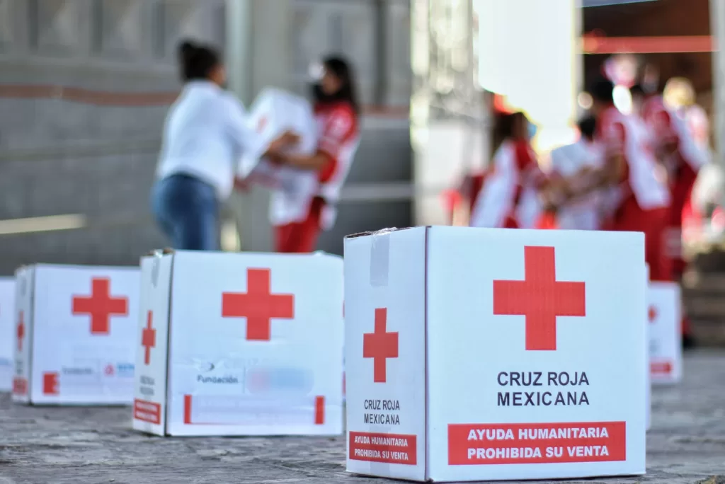 Cruz Roja en Puebla abre centro de acopio para apoyar a damnificados por Otis en Guerrero
