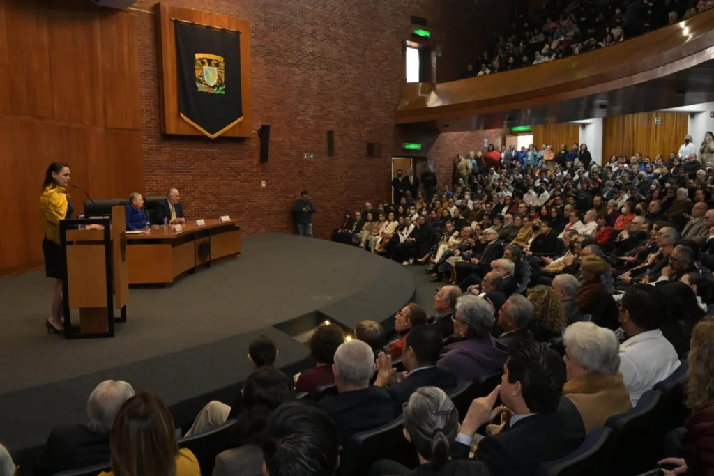 Ana Carolina Sepúlveda, primera directora de la Facultad de Medicina de la UNAM