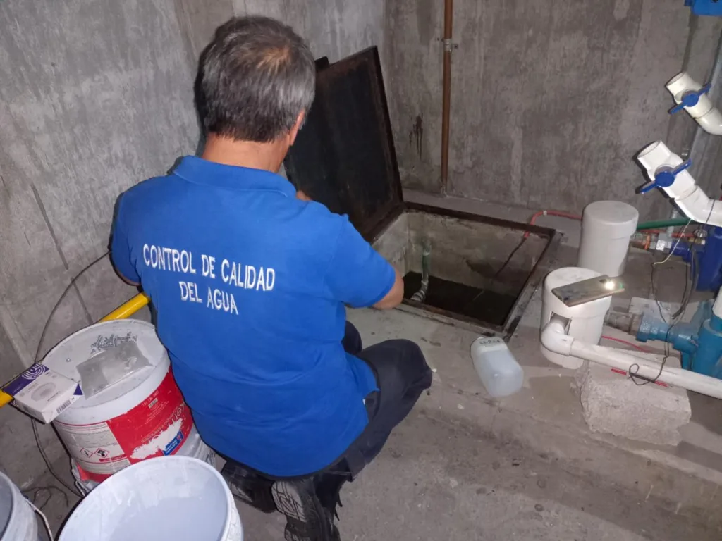 Gobierno de la CDMX cierra pozo que originó agua contaminada en BJ